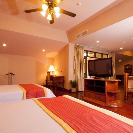 Angkor Era Hotel Siem Reap Buitenkant foto