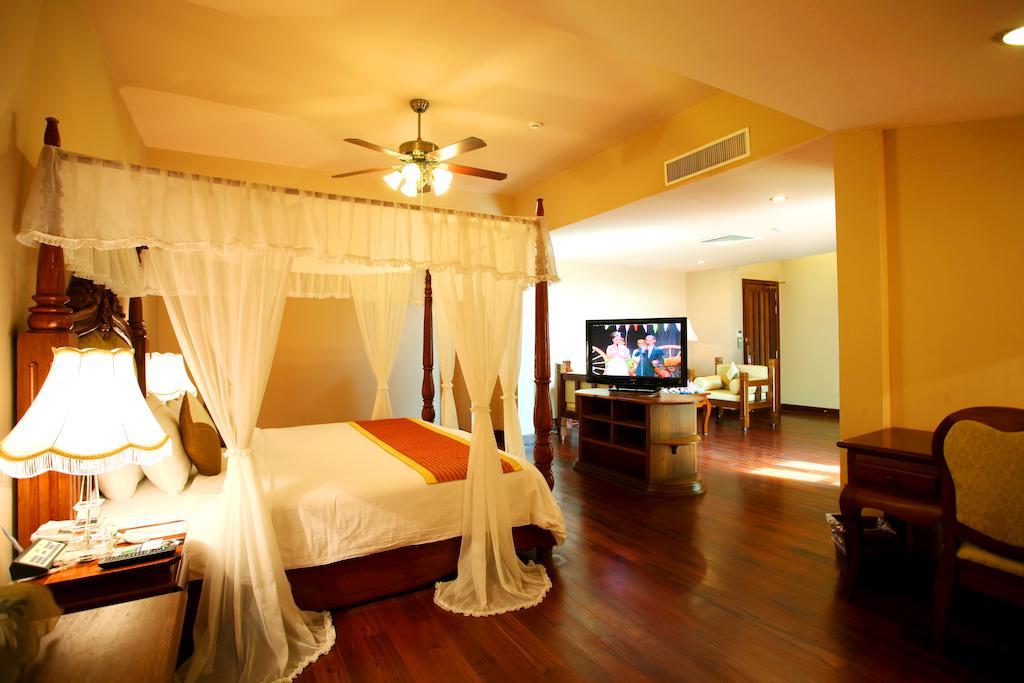 Angkor Era Hotel Siem Reap Buitenkant foto