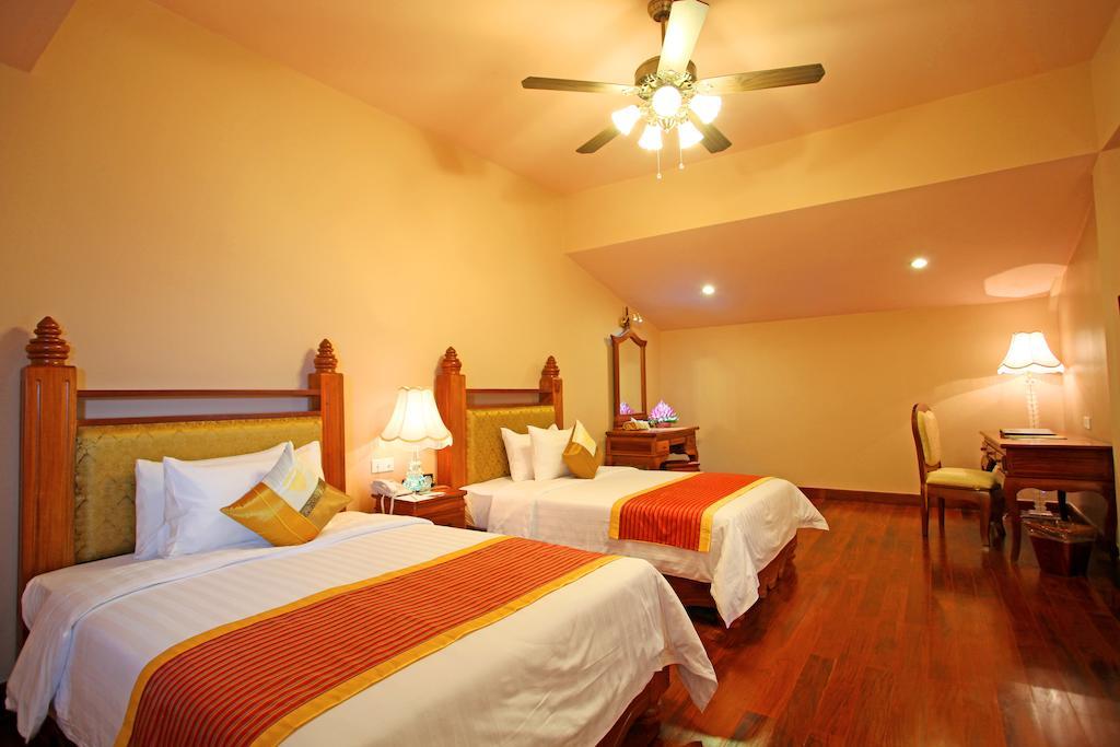 Angkor Era Hotel Siem Reap Buitenkant foto