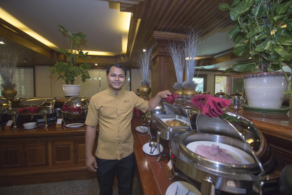Angkor Era Hotel Siem Reap Buitenkant foto